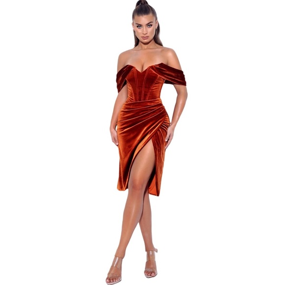 Miss Circle Omaria Burnt Orange Off Shoulder Corset Dress NWT - Picture 2 of 12